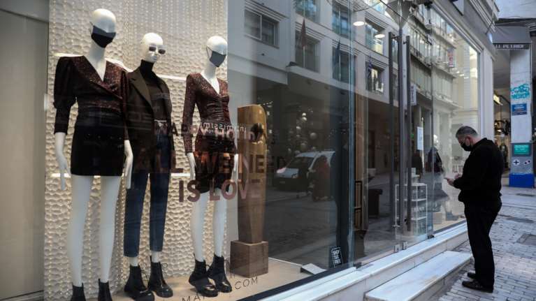 Λοιμωξιολόγοι για λιανεμπόριο: Ανοίγει η Αχαΐα - Με click away η Θεσσαλονίκη - Kλειστή η Κοζάνη