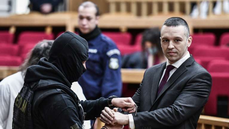 Εντός της ημέρας το μπλόκο στο κόμμα Κασιδιάρη - Κατατίθεται στη Βουλή η πρόσθετη τροπολογία