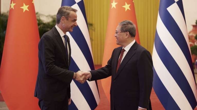 Συνάντηση Μητσοτάκη με τον Κινέζο πρωθυπουργό στο Πεκίνο [εικόνες]