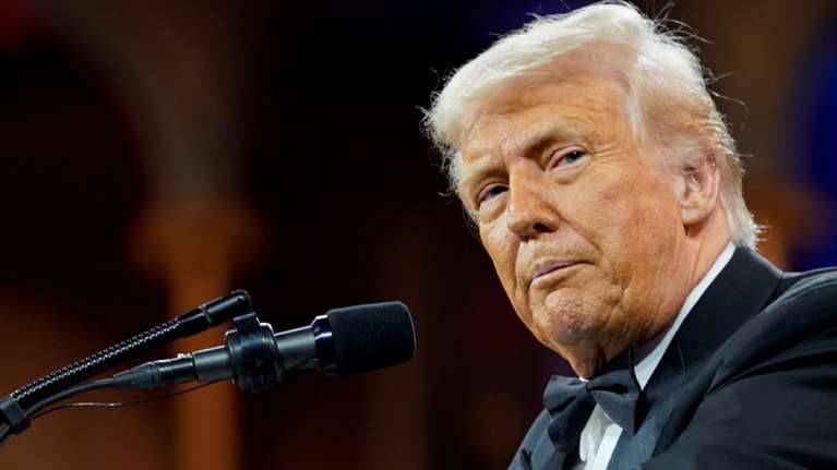 Νέα παράταση από τον Τραμπ στην αναστολή δασμών κατά της Ευρωπαϊκής Ενωσης έως τις 9 Ιουλίου