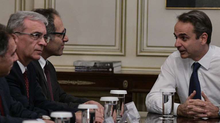 Ο Μητσοτάκης παίρνει πάνω του τη διαχείριση του Προσφυγικού