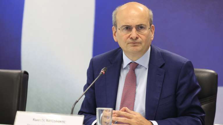 Χατζηδάκης στον Economist: Το 2025 θα καταργηθεί το τέλος επιτηδεύματος και θα μειωθούν περαιτέρω οι ασφαλιστικές εισφορές