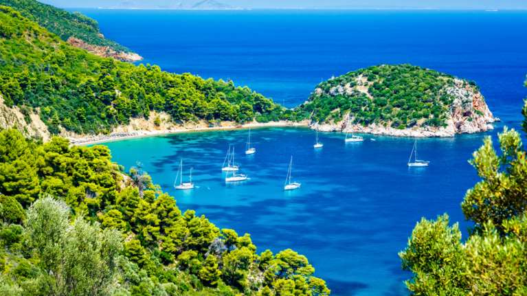 H Σκόπελος στους 12 καλύτερους νησιωτικούς προορισμούς του κόσμου για το 2023 - Βρετανική επιλογή