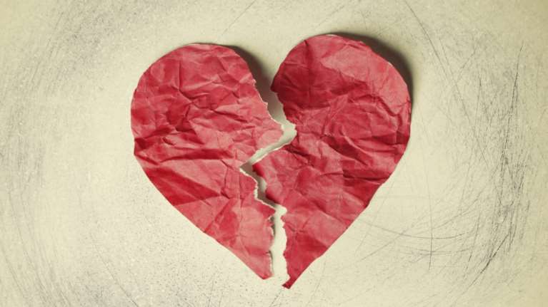 Αυτά τα 3 ζώδια θα είναι άτυχα στον έρωτα το 2023