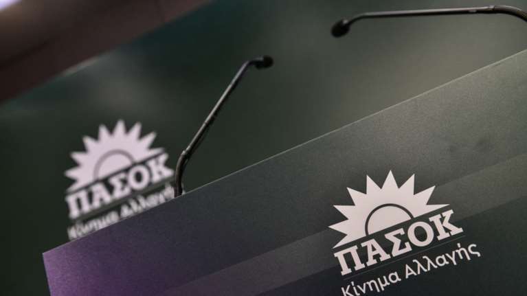 ΠΑΣΟΚ: Αποχωρεί με αιχμές ο δημοσιογράφος Παντελής Περιβολάρης και από το γραφείο Τύπου και από υποψήφιος βουλευτής