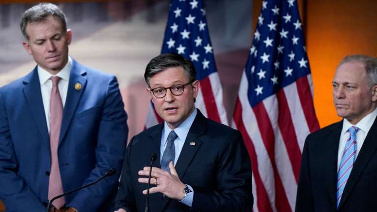 Ένα βήμα πριν από τη δημοσιονομική παράλυση οι ΗΠΑ - Καταψηφίστηκε η πρόταση Τραμπ