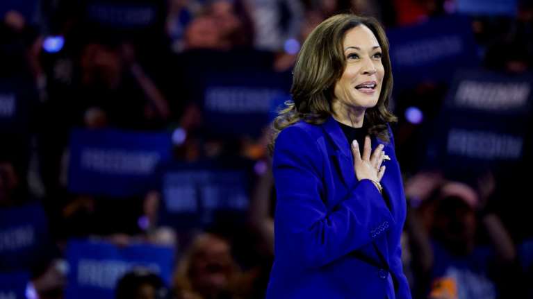 ΗΠΑ: Πήρε και επίσημα η Κάμαλα Χάρις το χρίσμα των Δημοκρατικών για τις προεδρικές εκλογές του Νοεμβρίου