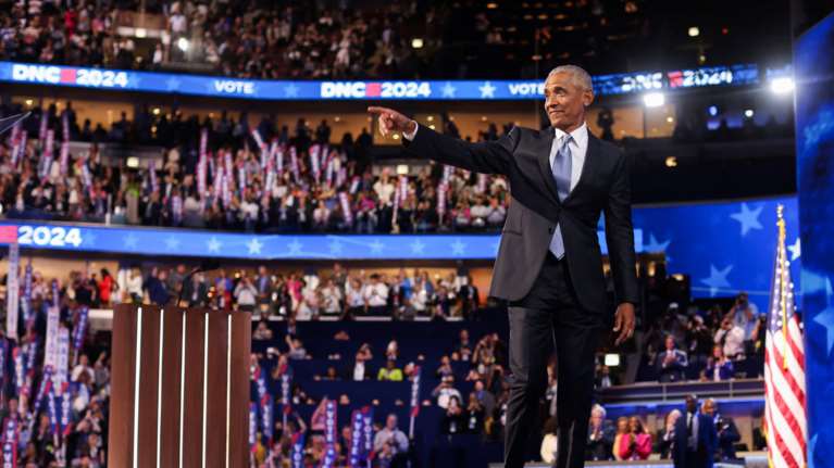 "Yes, she can": Οι ΗΠΑ είναι "έτοιμες για την Πρόεδρο Κάμαλα Χάρις", δήλωσε ο Μπαράκ Ομπάμα [βίντεο]