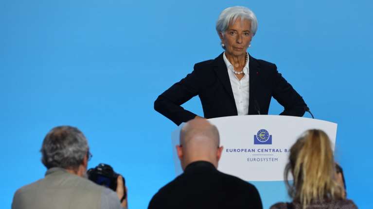 ΕΚΤ: Αύξησε πάλι τα επιτόκια, κατά 0,75% αυτή τη φορά - Περιορίζει τη φθηνό χρήμα στις τράπεζες