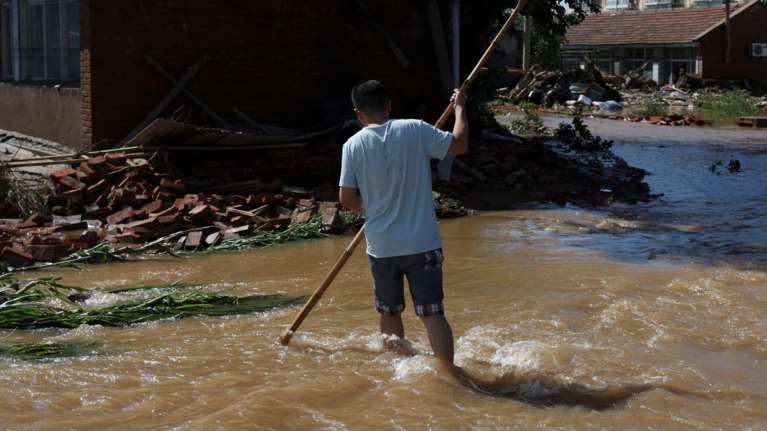Κίνα: Τουλάχιστον 60 νεκροί μετά από καταρρακτώδεις βροχές - 9 αγνοούμενοι