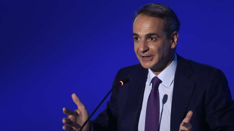 &quot;Κληρώνει&quot; για τις εξαγγελίες της ΔΕΘ: Τα μέτρα για συνταξιούχους, ελ. επαγγελματίες, γονείς, ενοικιαστές και τρίτεκνους