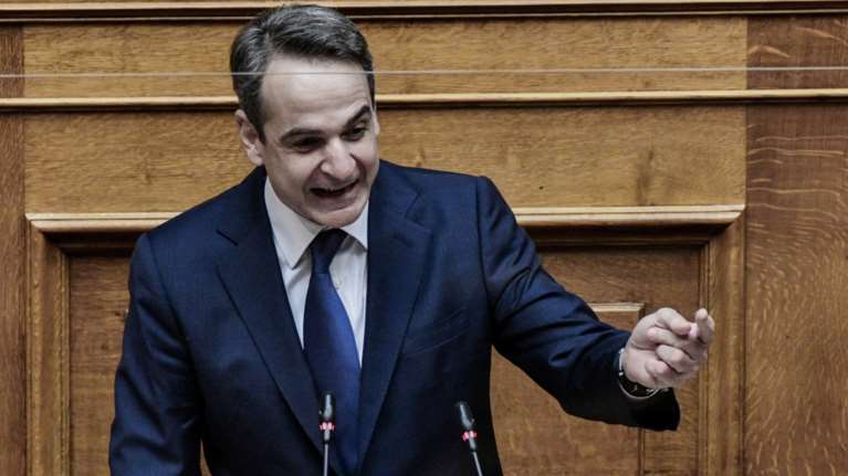 Κυριάκος Μητσοτάκης: "Ντροπή, να ζητήσετε συγγνώμη για τη σκευωρία Novartis - Αγκαλιάσατε μια συμμορία"