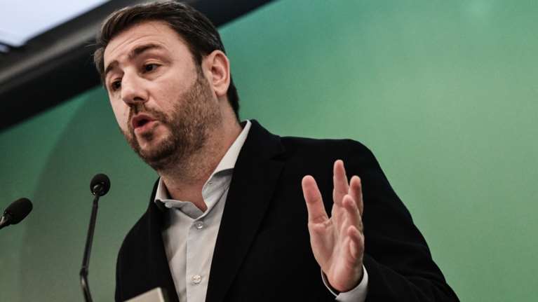 Περιοδεία Ανδρουλάκη στην Κατερίνη και αιχμές σε ΝΔ - ΣΥΡΙΖΑ για την απαγόρευση του κόμματος Κασιδιάρη