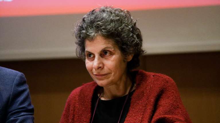 Μαργαρίτα Θεοδωράκη: Τι είπε για την απουσία της από την τελετή αποχαιρετισμού στον Μίκη, στη Μητρόπολη [Βίντεο]