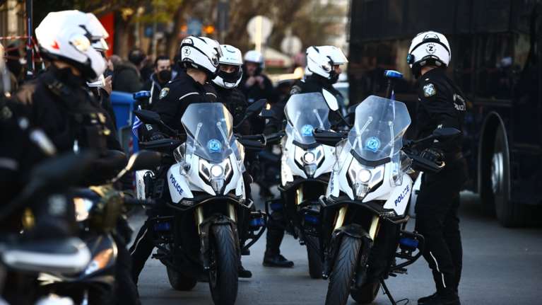 Πάνω από χίλιοι αστυνομικοί έχουν ήδη ενταχθεί στην αστυνόμευση - &quot;Να αισθάνονται οι Έλληνες ασφαλείς&quot;