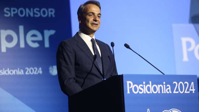 Μητσοτάκης στα &quot;Ποσειδώνια 2024&quot;:  Θα είμαι δίπλα σας σε κάθε μάχη, από την πράσινη μετάβαση έως τα ναυπηγεία