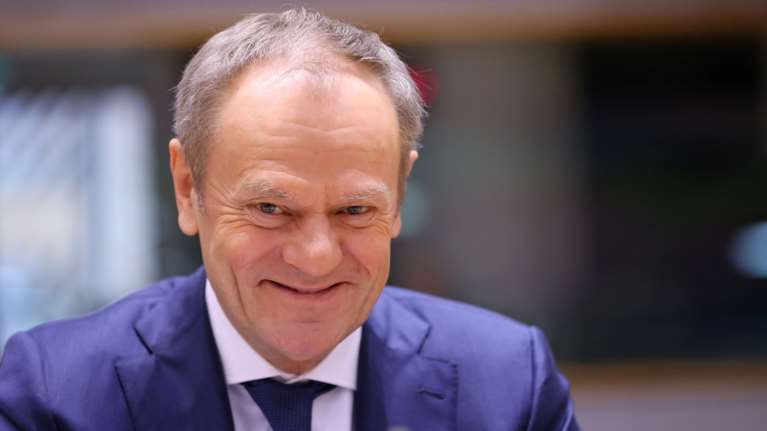 Τουσκ: Αυξάνεται το επίπεδο απειλής στον σιδηρόδρομο - Συνεργάτες των ρωσικών υπηρεσιών οι δύο ύποπτοι για το σαμποτάζ