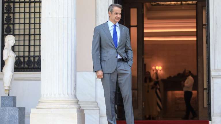 Συγχαρητήρια του Κυριάκου Μητσοτάκη στον Μίλτο Τεντόγλου και την Αντιγόνη Ντρισμπιώτη