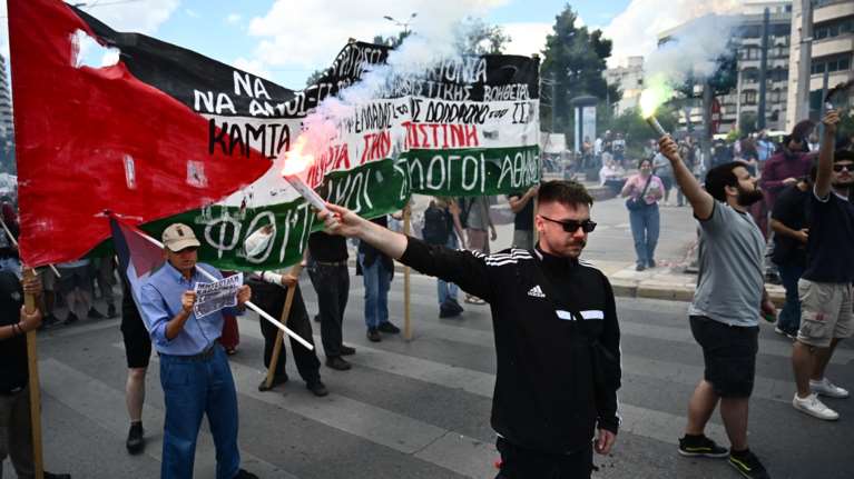 Αθήνα: Πορεία προς την πρεσβεία του Ισραήλ για την Παλαιστίνη [εικόνες - βίντεο]