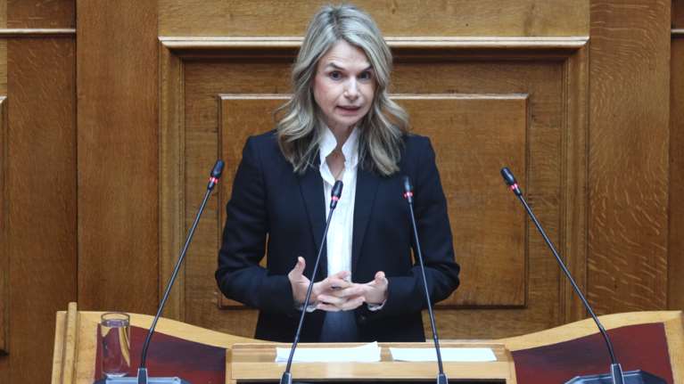 Μιλένα Αποστολάκη: Κάθε ελληνική οικογένεια πετάει 80 κιλά τρόφιμα κάθε χρόνο