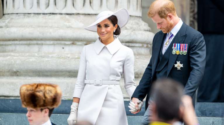 &quot;Πήραμε το μάθημά μας&quot;: Δικαίωση για τη Μέγκαν Μαρκλ και τα μαρτύρια που πέρασε στο παλάτι