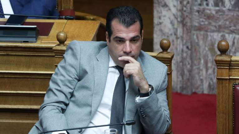 Πλεύρης για σχολεία: Στοχευμένα τα τεστ, προαιρετική η μάσκα - Λειτουργία πολύ κοντά στην κανονικότητα