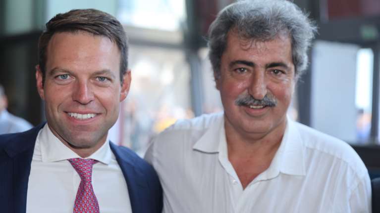 Απάντηση Κασσελάκη σε Πολάκη για τα "μασκαριλίκια": Δεν ντρέπομαι να κυκλοφορήσω και κάτω από τα 300 μέτρα υψόμετρο και πάνω