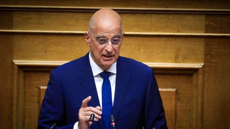 Ηχηρή παρέμβαση Δένδια υπέρ του απεργού πείνας Ρούτσι: Κανείς δεν μπορεί να απαγορεύσει να ερευνήσει τον θάνατο του παιδιού του