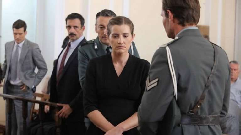 Άγριες Μέλισσες: Έφτασε η ώρα της τιμωρίας για την Ελένη και τον Δούκα