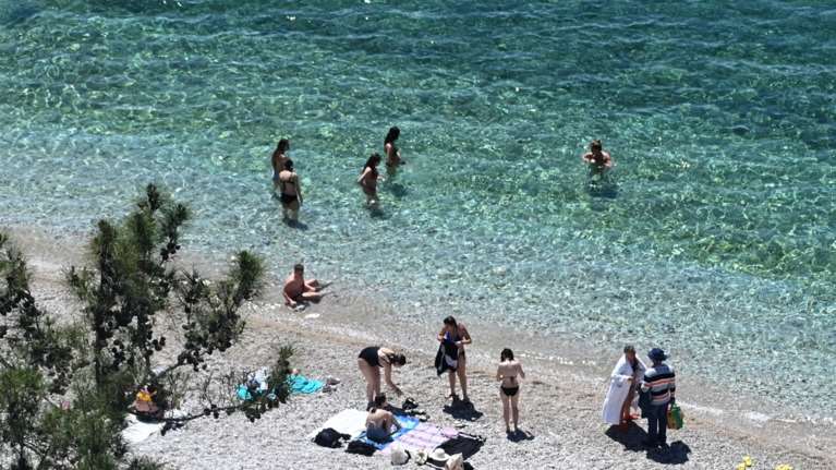 Αρχισαν οι καύσωνες: Θερμικός πόλος φέρνει 39άρια σε 6 περιοχές - Η πρόγνωση Τσατραφύλλια