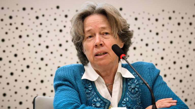 Λινού: Να κάνουμε περισσότερα εμβόλια σε ευπαθείς και περισσότερα τεστ - Καλώς ανοίγουμε, δεν έχουμε επιλογές