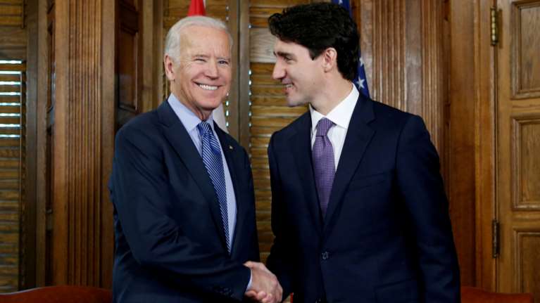 Ο πρωθυπουργός του Καναδά Τζάστιν Τριντό θα είναι ο πρώτος ξένος ηγέτης με τον οποίο θα συζητήσει ο Τζο Μπάιντεν