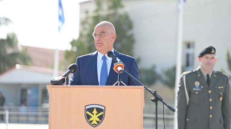 Δένδιας: 1059 κατοικίες έως το 2026 σε στελέχη των Ενόπλων Δυνάμεων, εκπαιδευτικούς και γιατρούς