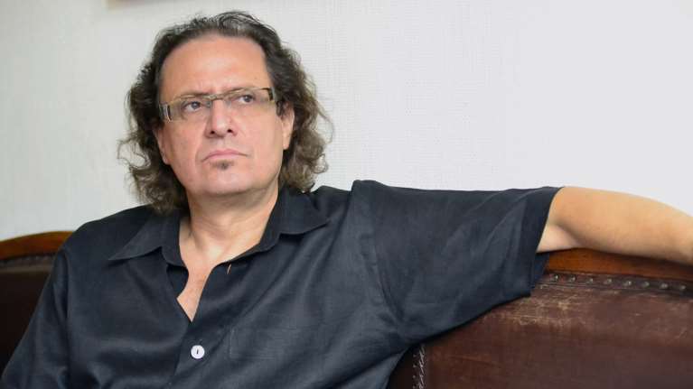 Ο σκηνοθέτης Κώστας Παπακωστόπουλος στο TheTOC: Ο κορονοϊός άλλαξε τον τρόπο που σκεφτόμαστε και επικοινωνούμε