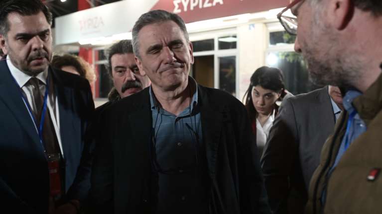 Τσακαλώτος: "Τη Δευτέρα η Πολιτική Γραμματεία του ΣΥΡΙΖΑ - Δεν τίθεται θέμα ηγεσίας"