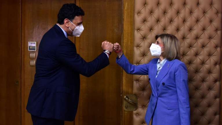 Θερμά λόγια από την Επίτροπο Κυριακίδου: Το εμβολιαστικό πρόγραμμα της Ελλάδας είναι άρτιο και σέβεται τον πολίτη