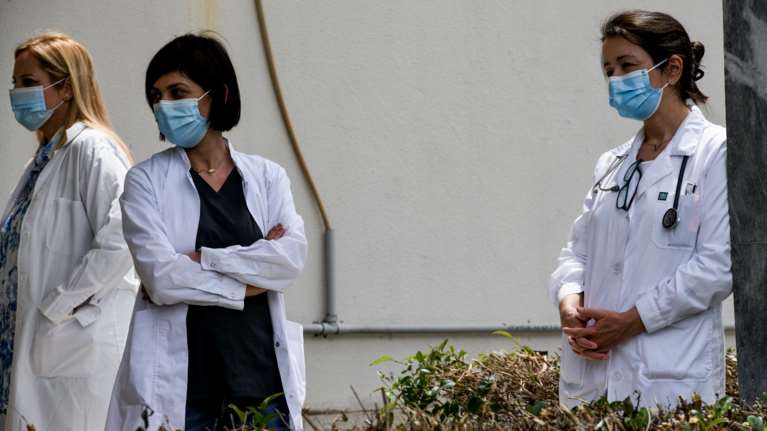 Βόλος: Στο στόχαστρο δύο υγειονομικοί για &quot;μαϊμού&quot; πιστοποιητικά νόσησης κορονοϊού