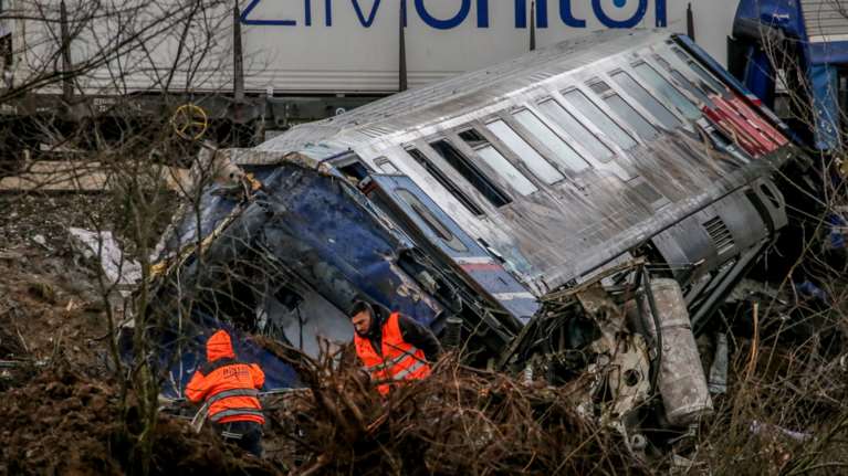 Τέμπη: Στον ειδικό εφέτη ανακριτή ο επιθεωρητής και οι δύο σταθμάρχες - Καταθέτουν για το δυστύχημα
