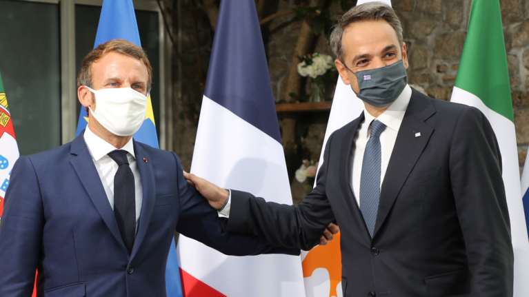 Επικοινωνία Μητσοτάκη - Μακρόν για την κρίσιμη Σύνοδο Κορυφής και τις προκλήσεις Ερντογάν - "Να επιβληθούν κυρώσεις"