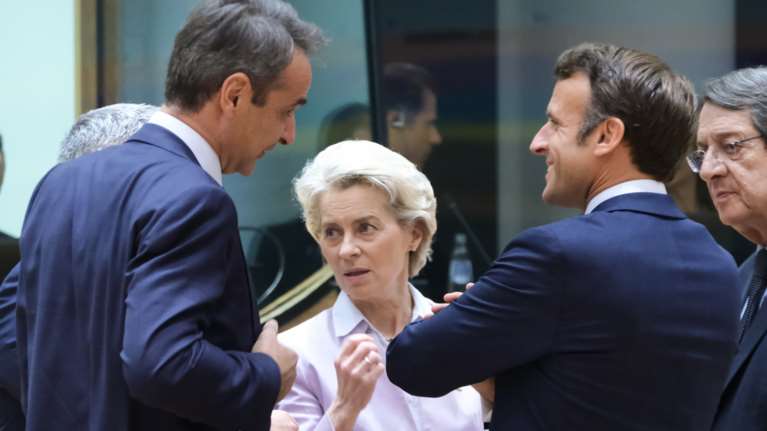 Το ευρωπαϊκό χαστούκι εκνεύρισε την Τουρκία και άρχισε τις απειλές – Ομόφωνη στήριξη της Ελλάδας στις Βρυξέλλες