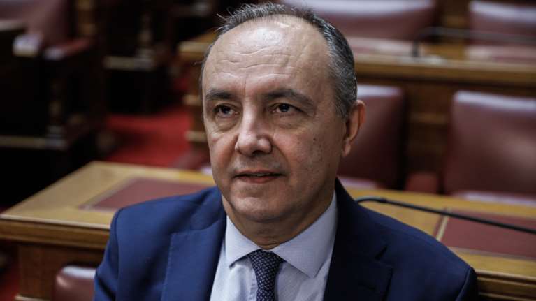 ΝΔ: Ούτε ο Καράογλου ψηφίζει το νομοσχέδιο για τα ομόφυλα ζευγάρια: &quot;Είναι πολύ προωθημένο για τις αντιλήψεις μου&quot;