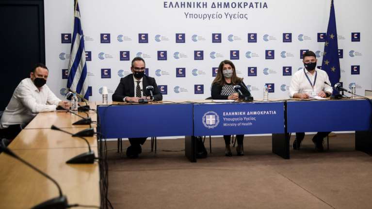 Κορονοϊός: Στις 7 Απριλίου στα φαρμακεία τα self tests - Προτεραιότητα σε μαθητές Λυκείου και καθηγητές