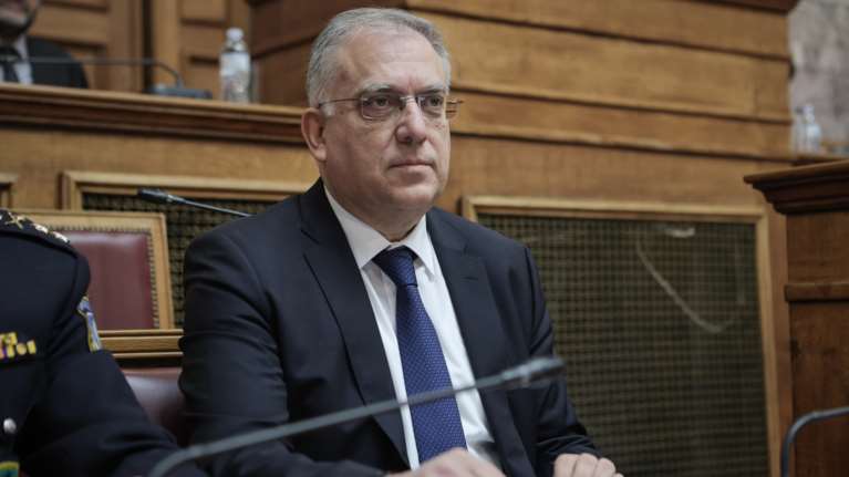 Κύκλοι Θεοδωρικάκου απαντούν στον ΣΥΡΙΖΑ: Εσείς υπονομεύσατε την απόδοση δικαιοσύνης στη δίκη της Greek Mafia