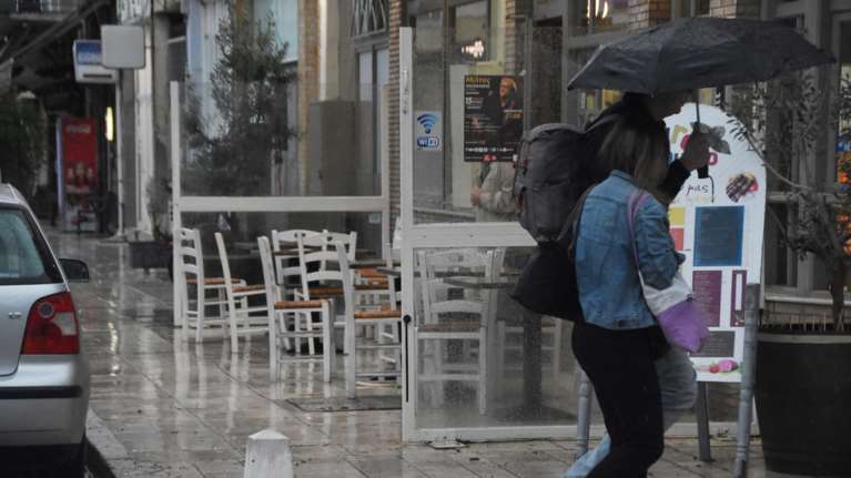 Προειδοποίηση Αρναούτογλου για επικίνδυνες καταιγίδες τις επόμενες ώρες - Ποιες περιοχές θα χτυπήσουν τα καιρικά φαινόμενα