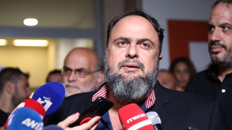 Βαγγέλης Μαρινάκης: Μεγάλη νίκη του Γιάννη Μώραλη από την 1η Κυριακή στον Πειραιά [βίντεο]