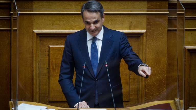 Μητσοτάκης στην Βουλή για τις υποκλοπές: Η επιστολή Ράμμου δεν είχε ονόματα- Πού τα βρήκατε εσείς κ. Τσίπρα;