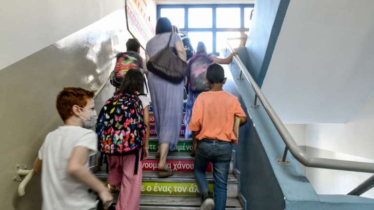 Παγώνη: Δεν γίνεται να κλείνουν τα σχολεία κάθε χρόνο λόγω ιώσεων - Τα παιδιά να μένουν σπίτι και με ελαφριά συμπτώματα