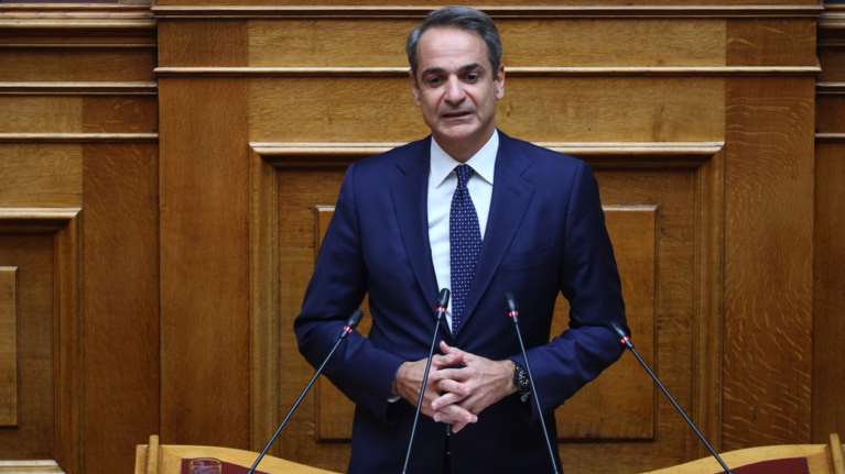 Μητσοτάκης στη Βουλή για τις φωτιές: Δεν μπορούμε να τα περιμένουμε όλα από το κράτος, υπάρχει και η ατομική ευθύνη