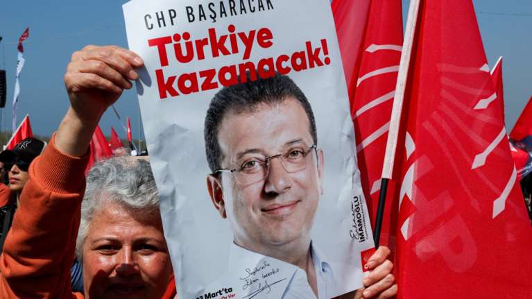 Τουρκία: Ο εισαγγελέας ζητά να απαγορευτεί η πολιτική δράση στον Ιμάμογλου - Ζητά ποινή κάθειρξης τριών ετών