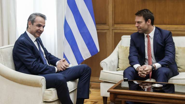 Συνάντηση μιας ώρας Μητσοτάκη - Κασσελάκη στη Βουλή - Ο διάλογος μπροστά στις κάμερες [εικόνες - βίντεο]